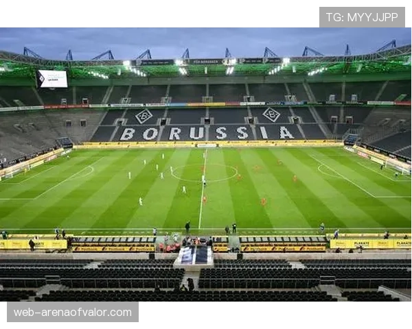 德甲联盟与德国足协联合声明,将试行增加比赛日饮水暂停次数 德甲联盟与德国足协联合声明,将试行增加比赛日饮水暂停次数